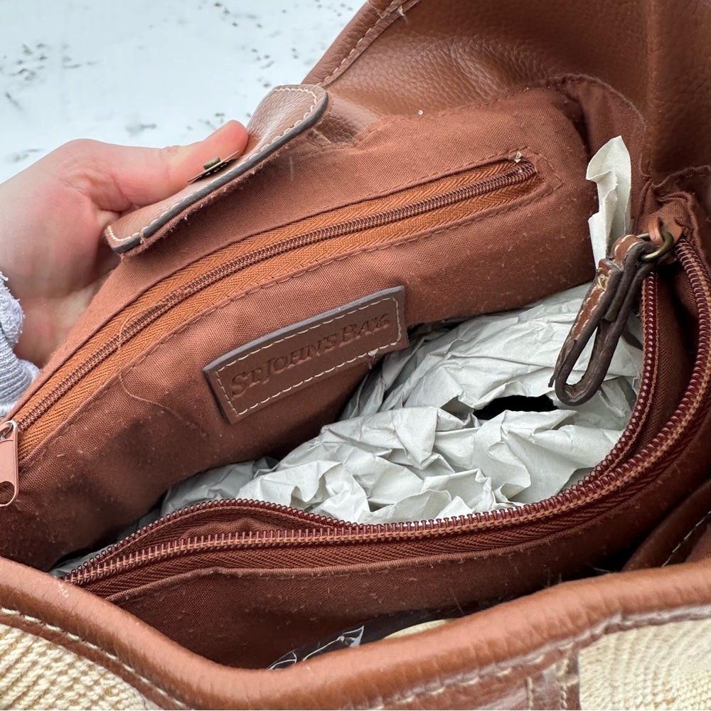 St. John’s Bay Vintage Cavas Leather Boho Buckle Tote Shoulder Neutral Bag Purse - Picture 3 of 9